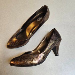 EUC Massimo 7 Copper Snake Design Heels 3"